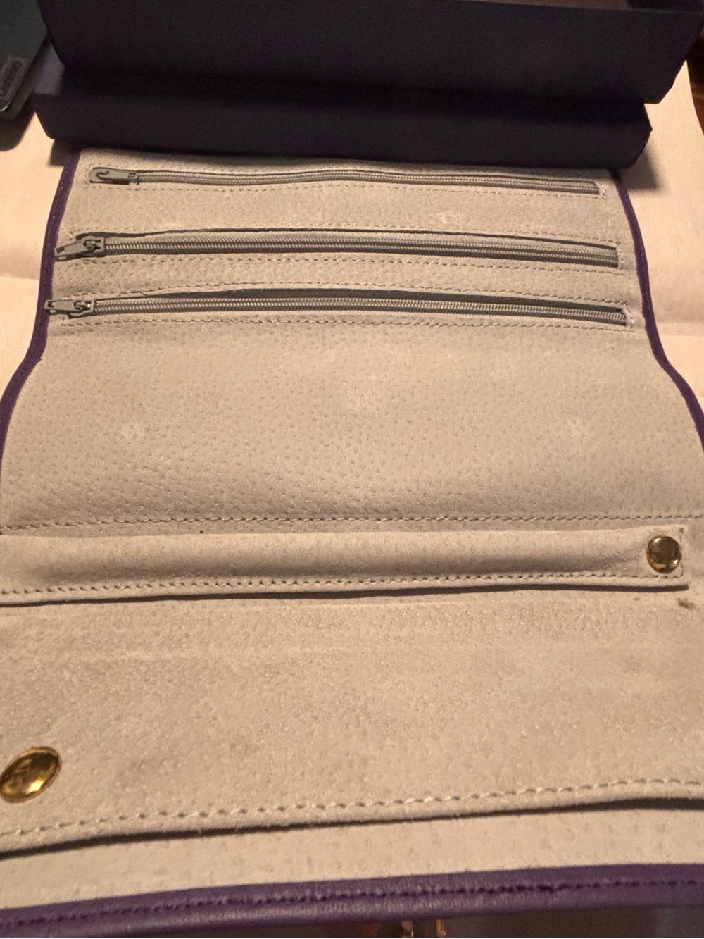 NWOT ROYCE New York Leather Travel Jewelry Roll Organizer Purple - Picture 4 of 8